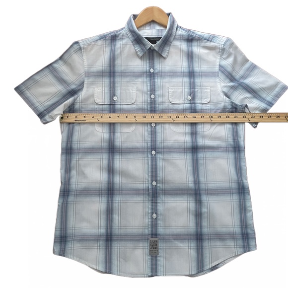 Calvin Klein Men’s Short Sleeve Button Front Shirt Plaid Size:L Blue/White/ Red - Picture 3 of 5